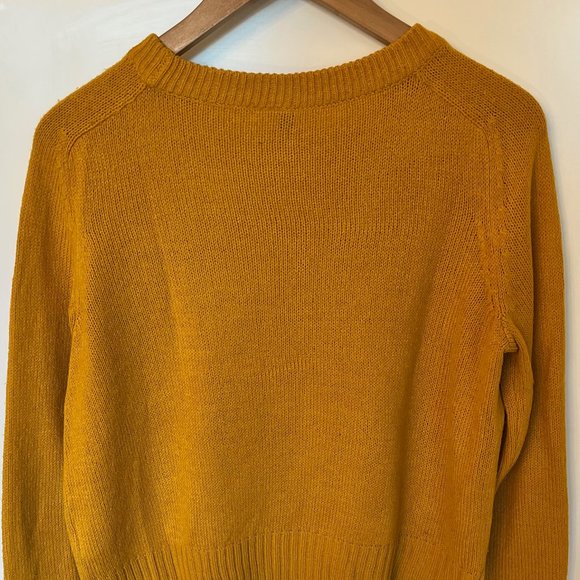 Women's Light Knit Sweater - Picture 5 of 5